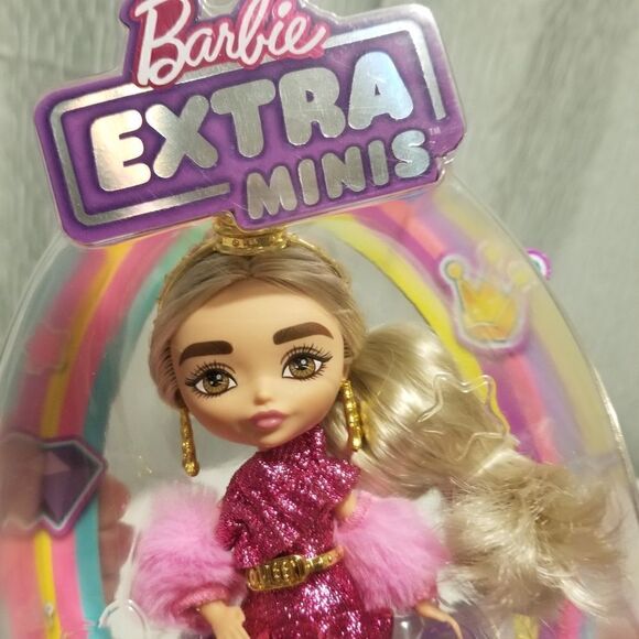 2 Mattel - Barbie Extra Mini Doll with Gold Crown [New Toy] - Picture 5 of 14